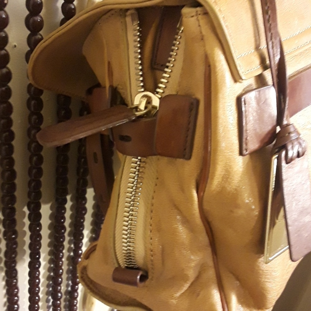 Sold Classy Chic Ruby Gryson Purse - Picture 5 of 8